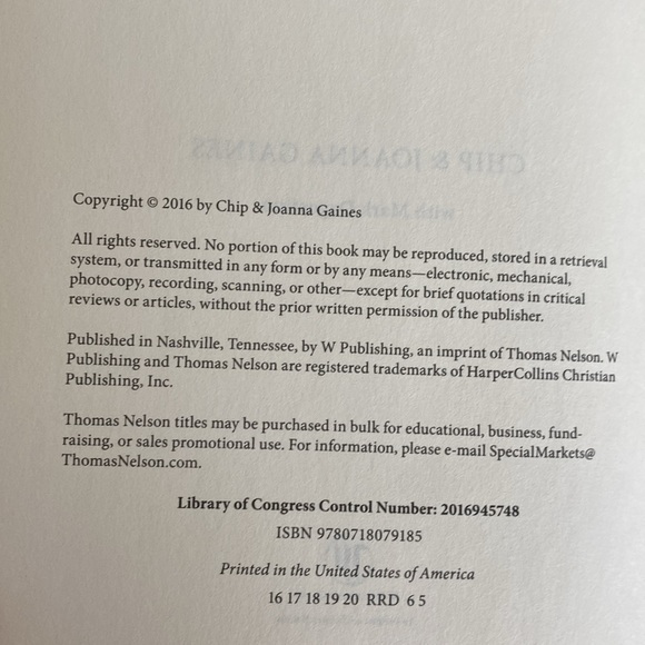 The Magnolia Story Chip and Joanna Gaines Hardcover Book - Picture 5 of 10